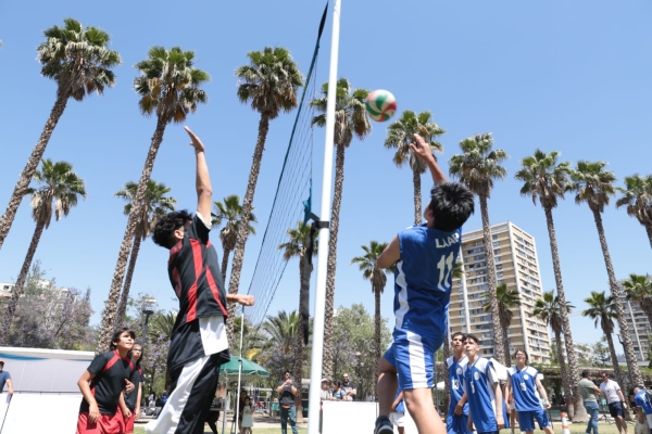 Más de 200 estudiantes participaron de la 1° Olimpiadas Deportivas de Providencia